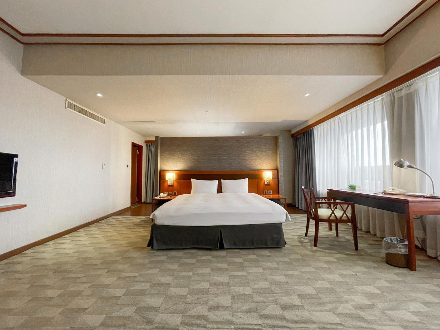 Guide Hotel Hsinchu Zhongyang Ngoại thất bức ảnh